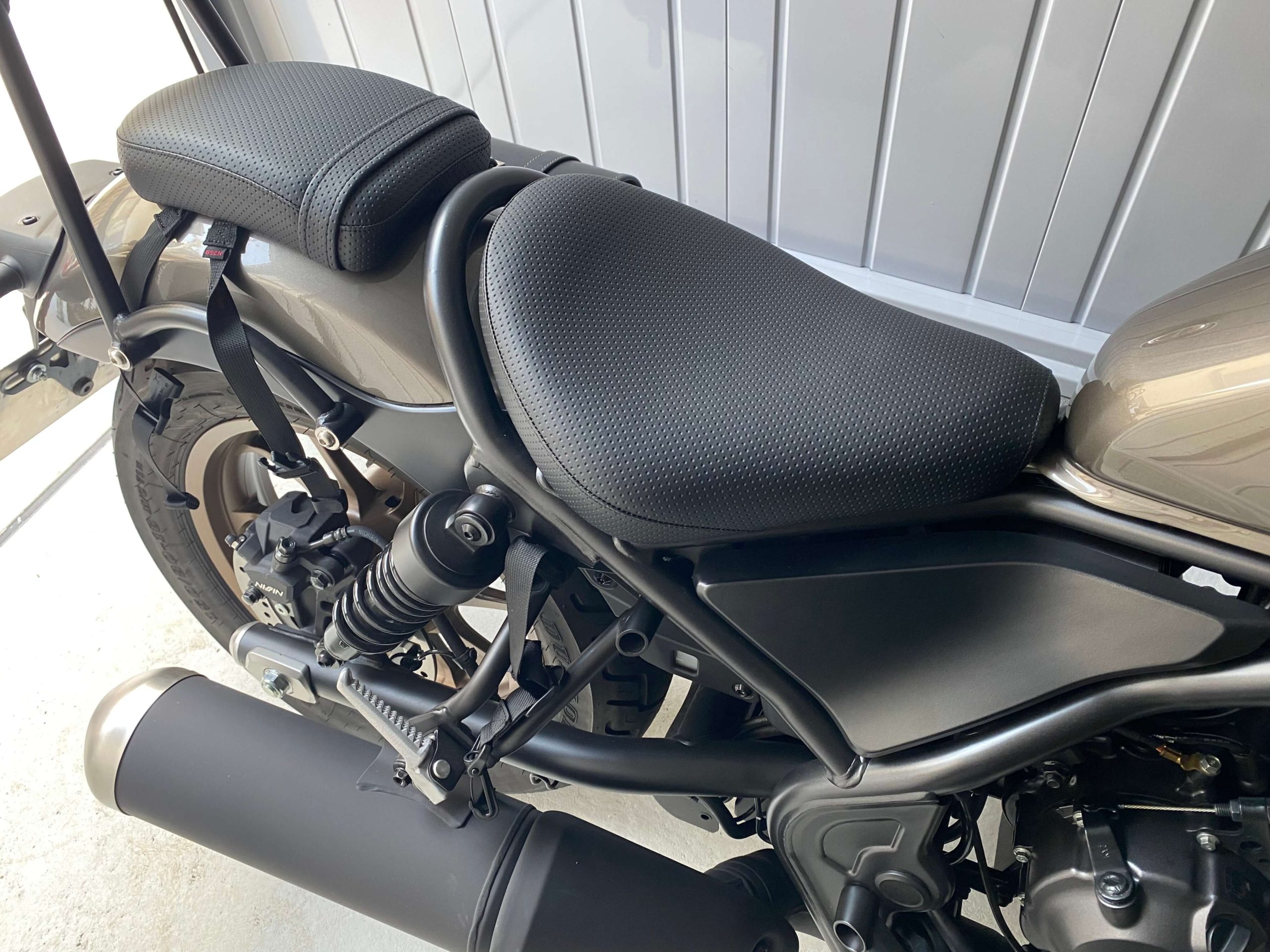 レブル 250 S Edition 純正 シート ブラック レブル 250 S Edition 純正 シート ブラック